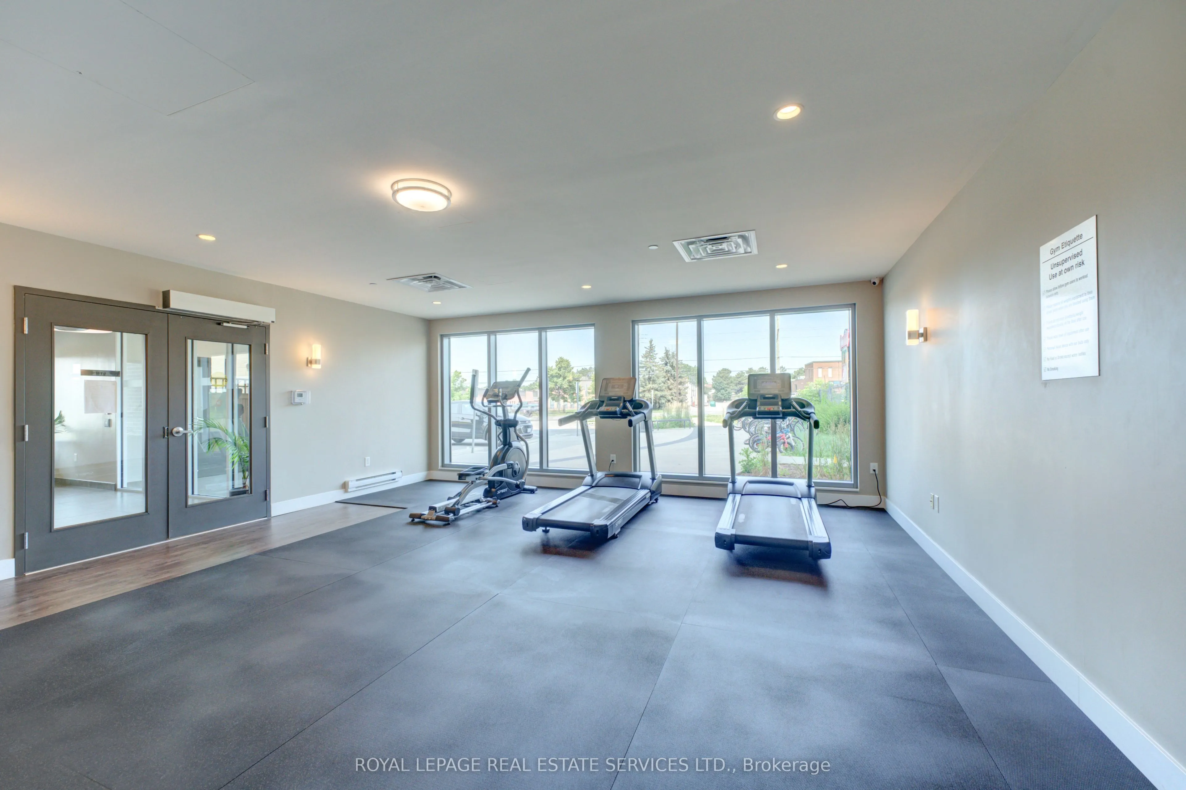 716 Main Street E, #301