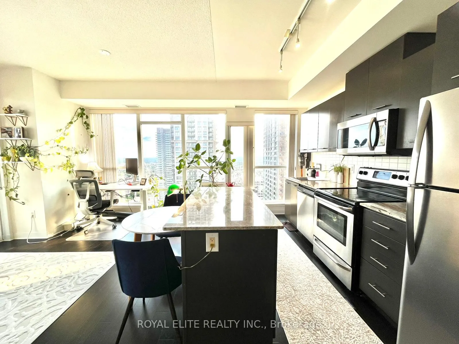 360 Square One Drive, #2905