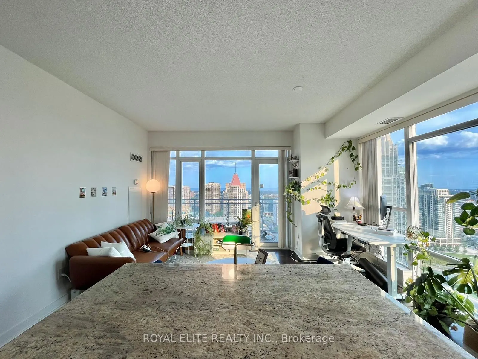 360 Square One Drive, #2905