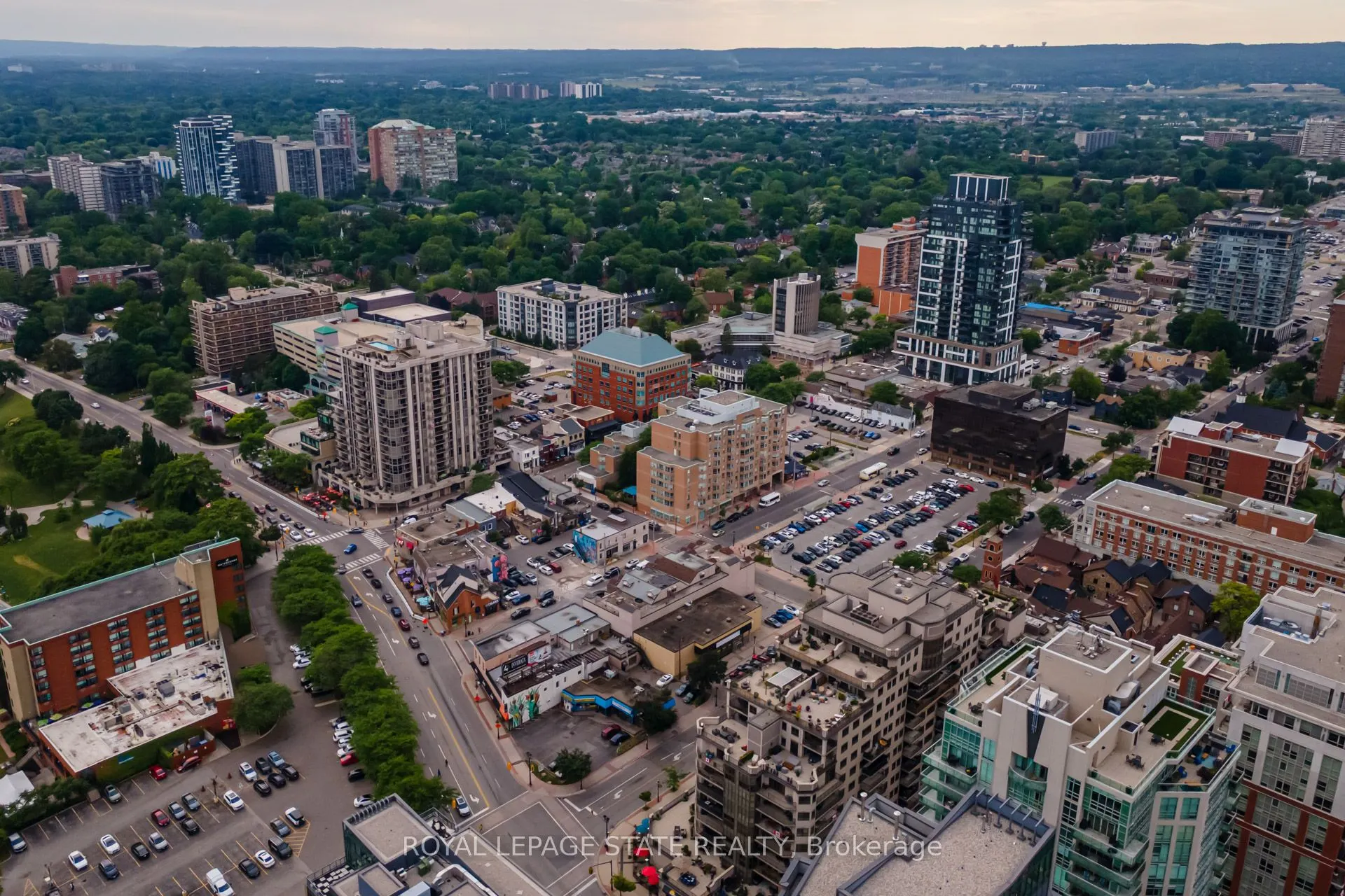 2060 Lakeshore Road, #308