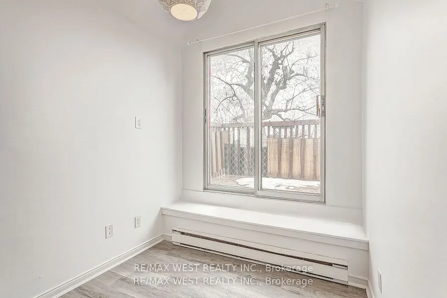 187 High Park Avenue, #11