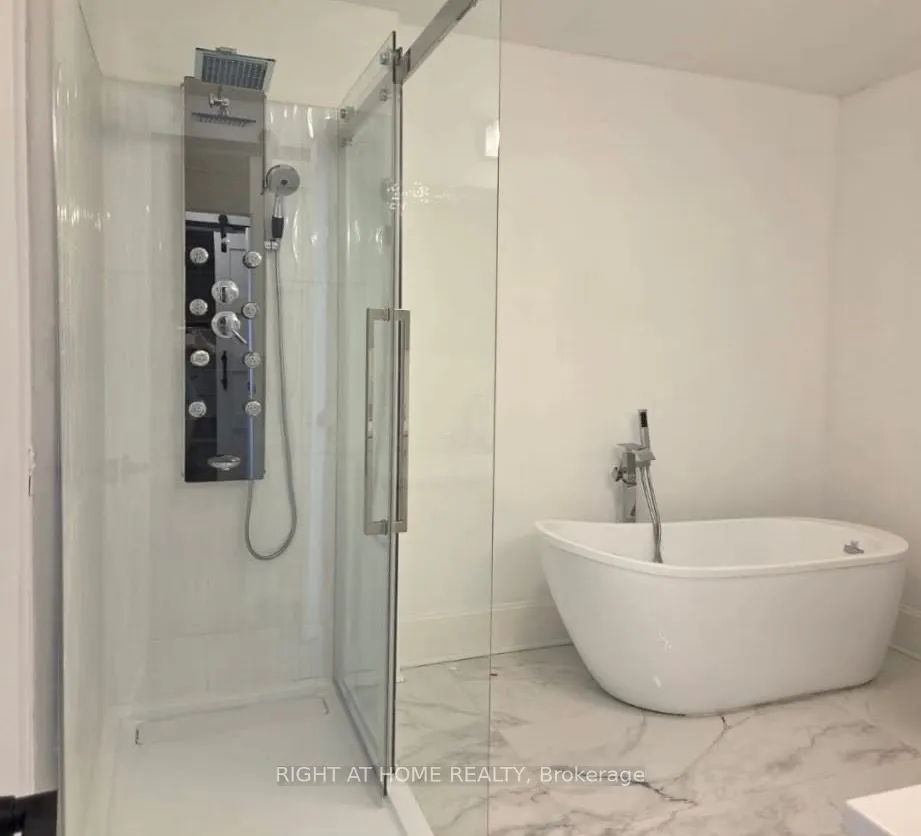 21B Roseland Drive
