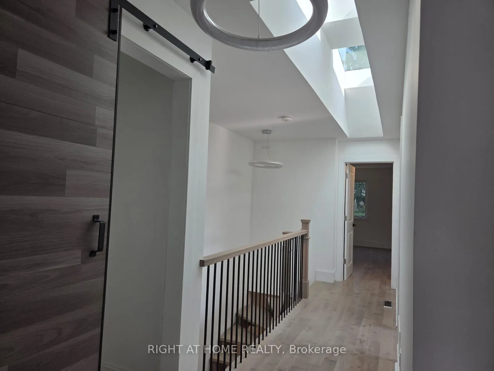 21B Roseland Drive
