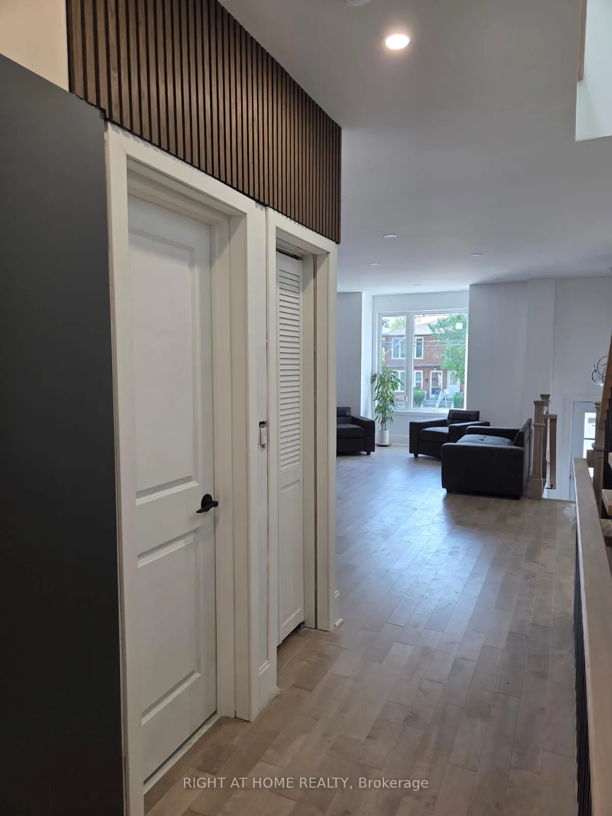 21B Roseland Drive