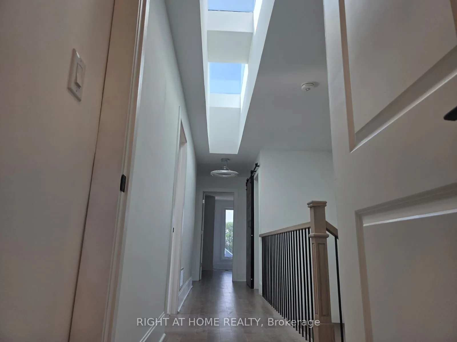 21B Roseland Drive