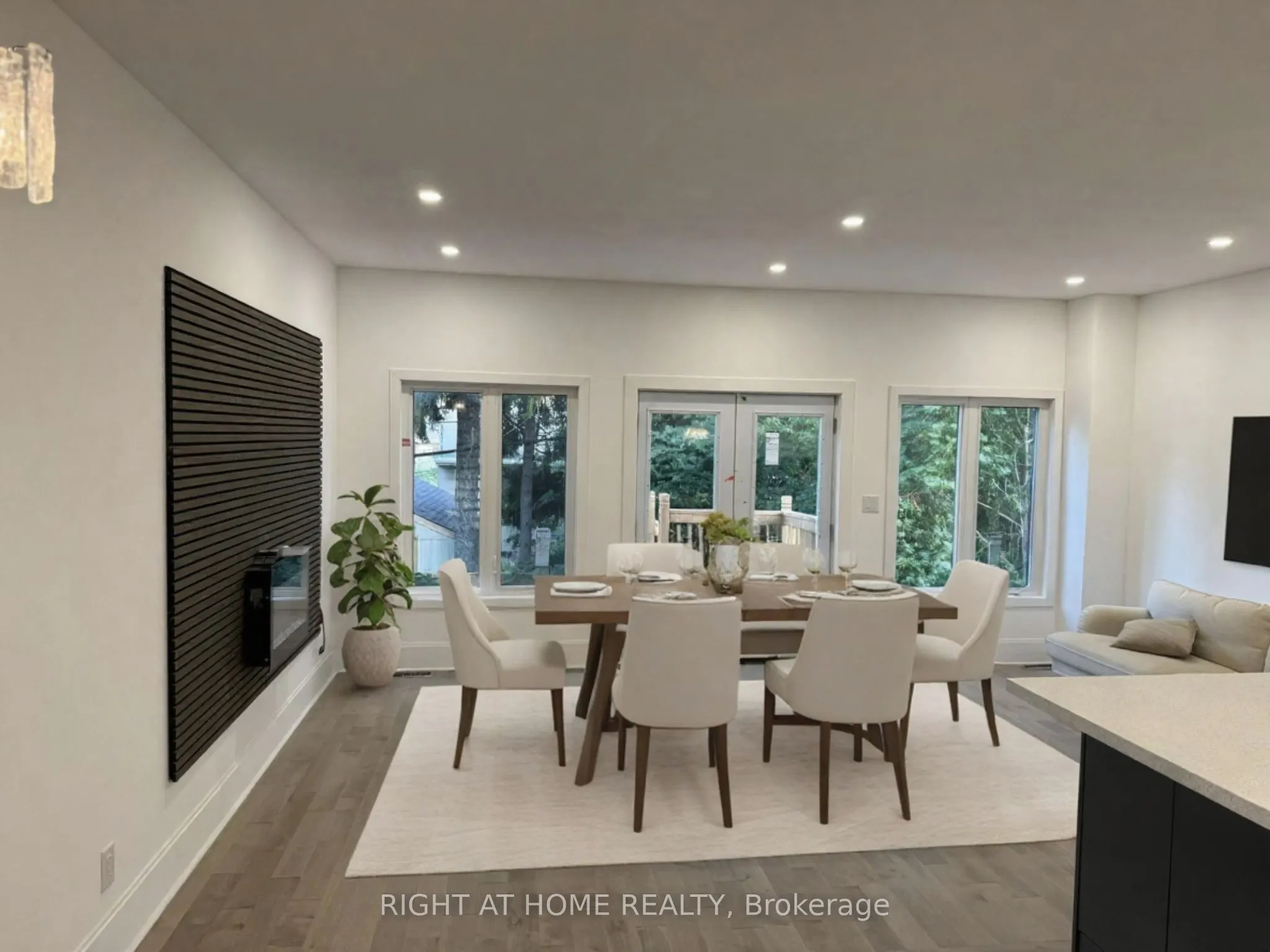 21B Roseland Drive