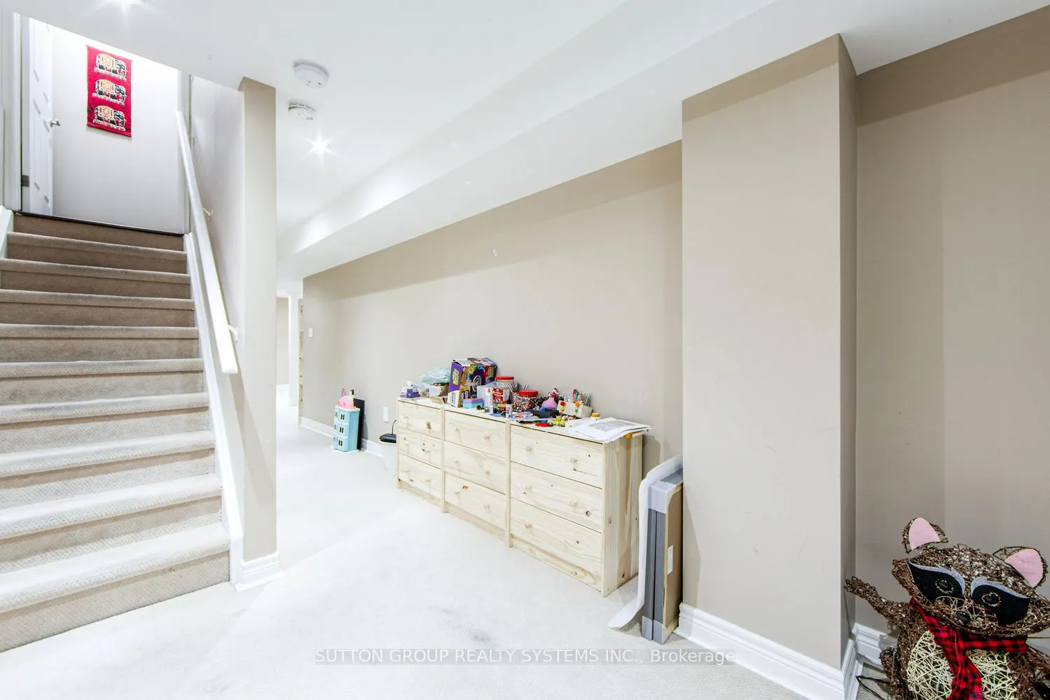 2453 Grand Oak Trail