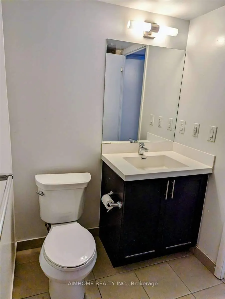 3091 Dufferin Street, #910