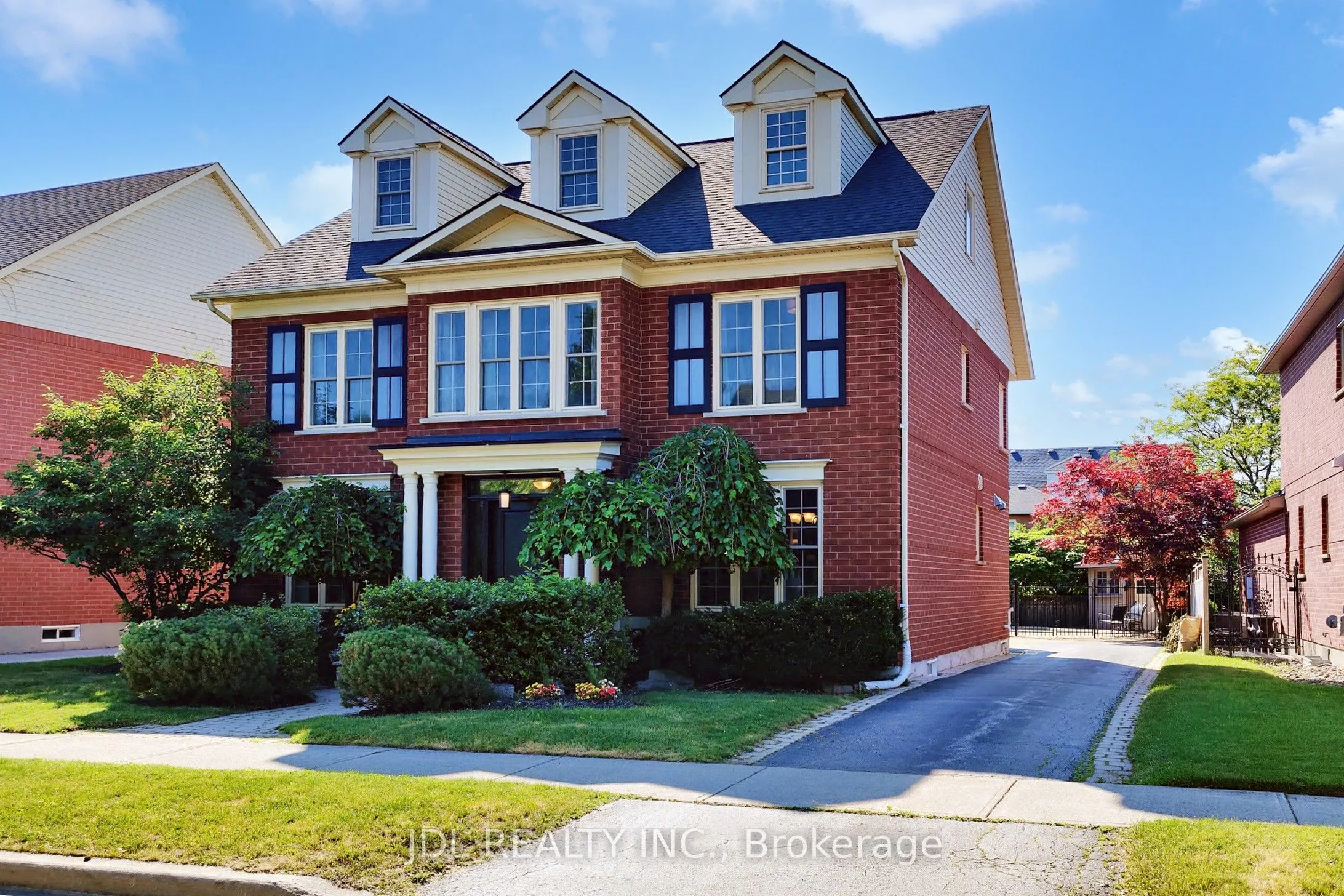 240 Lexington Road