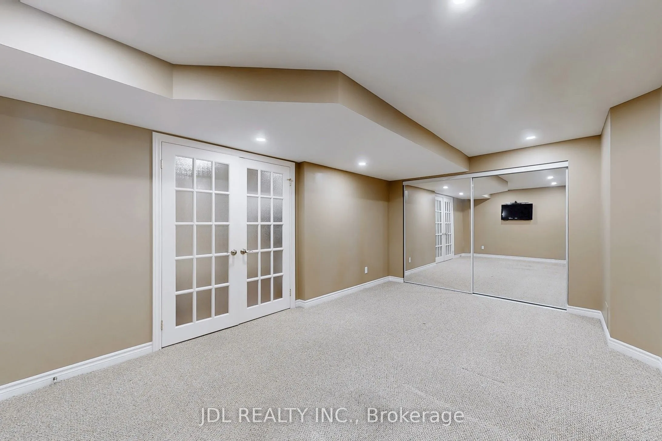 240 Lexington Road