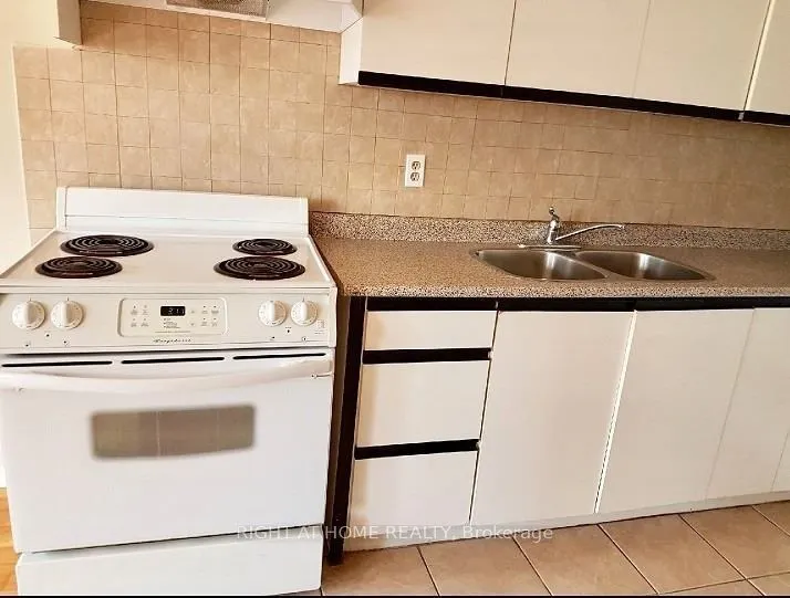 4978 Dundas Street W, #Upper