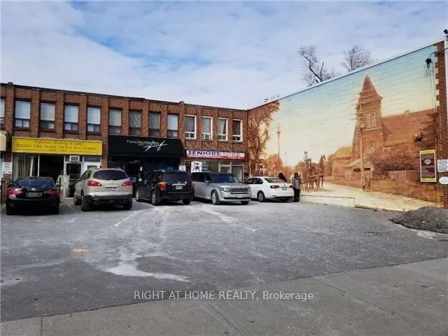4978 Dundas Street W, #Upper