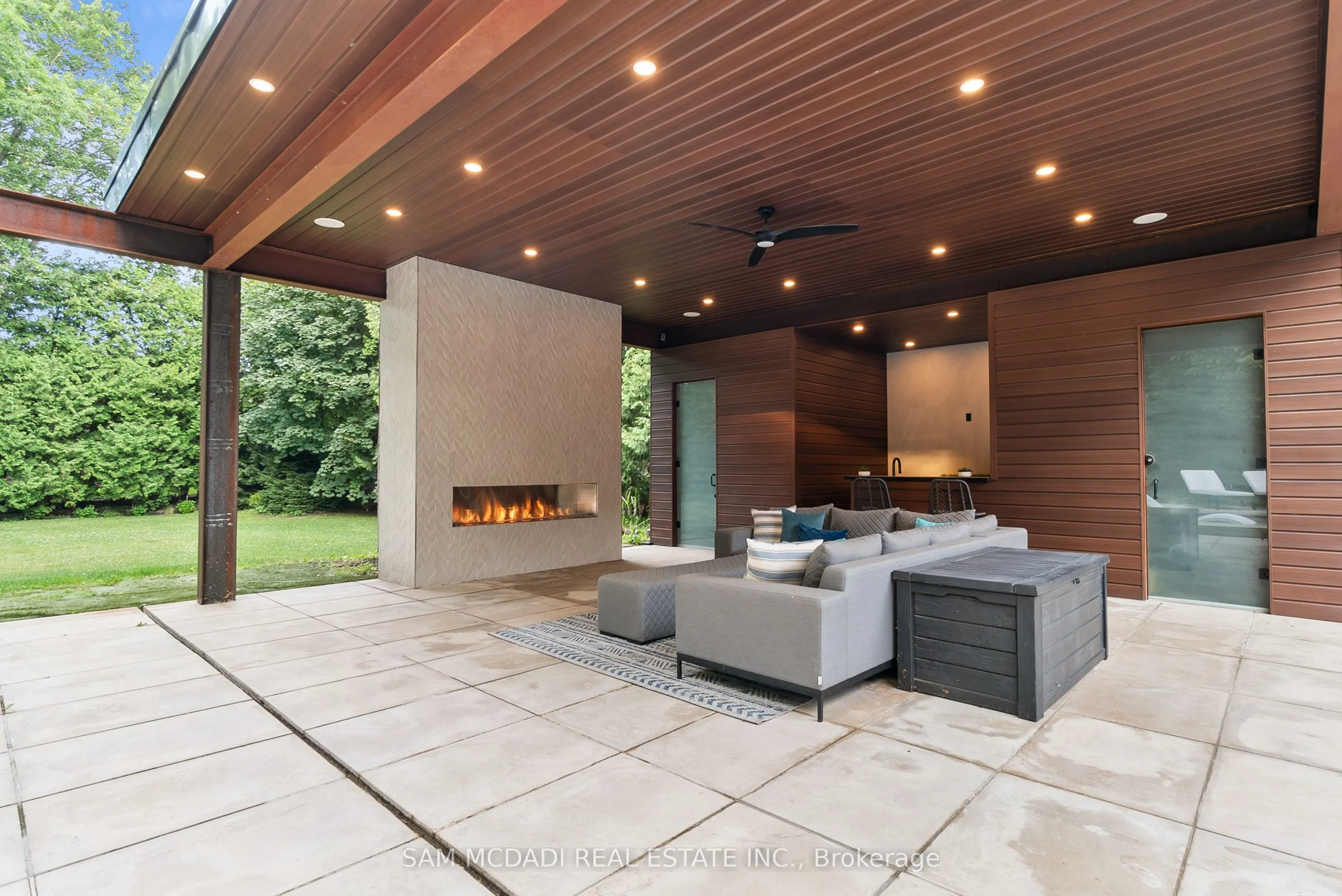 1287 Birchview Drive