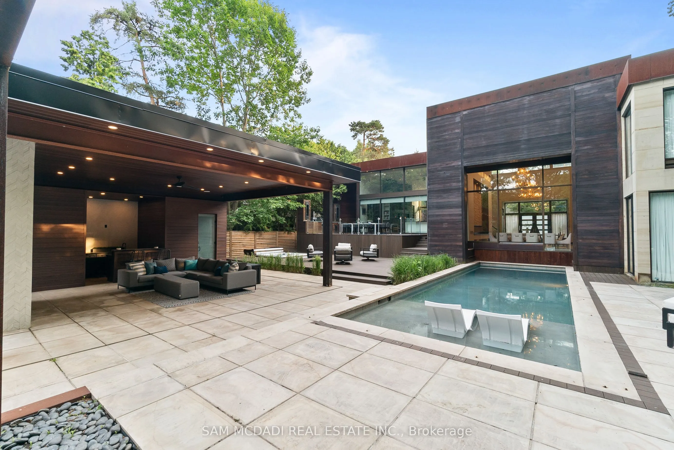 1287 Birchview Drive
