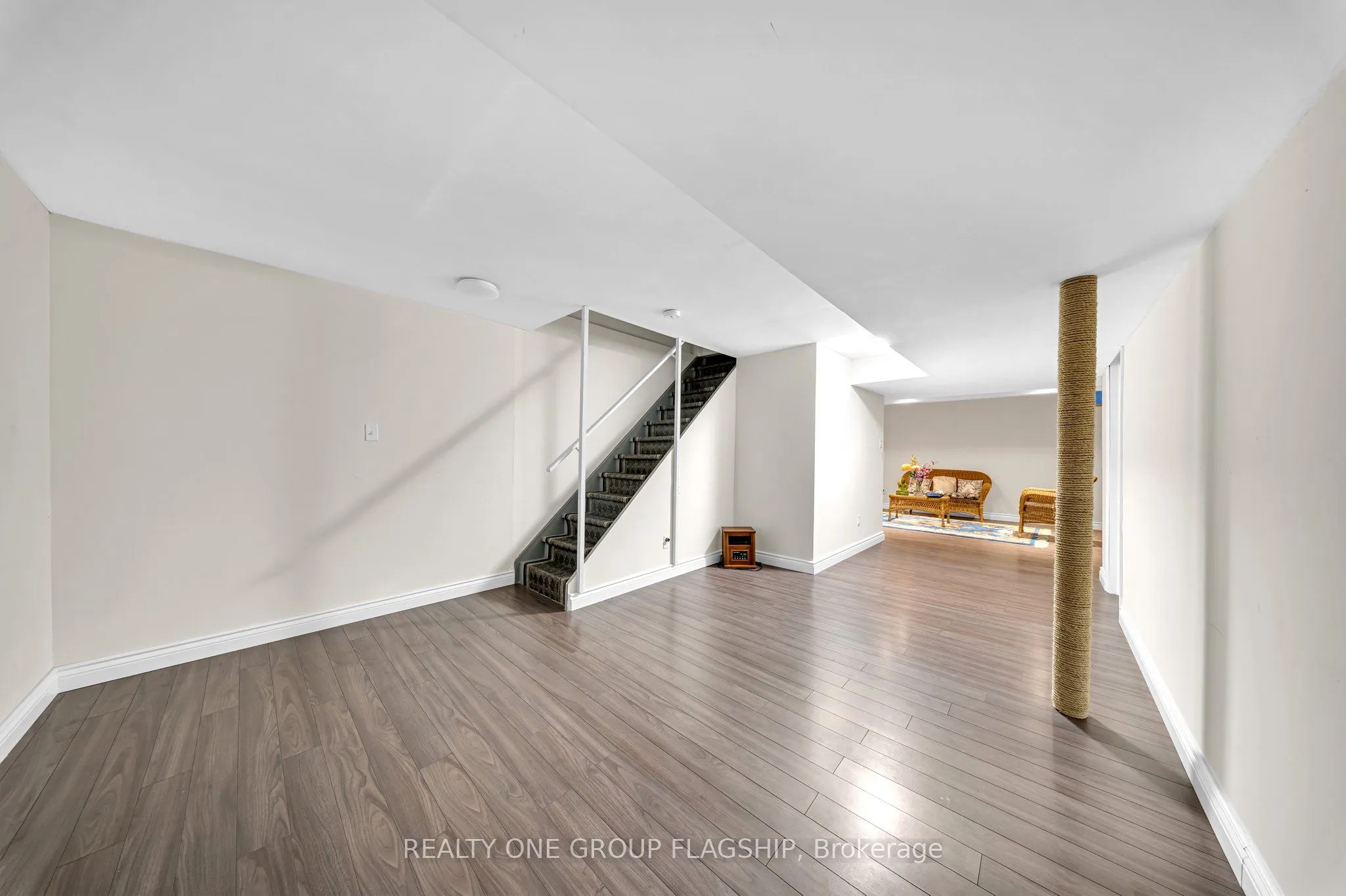 35 Hurst Street
