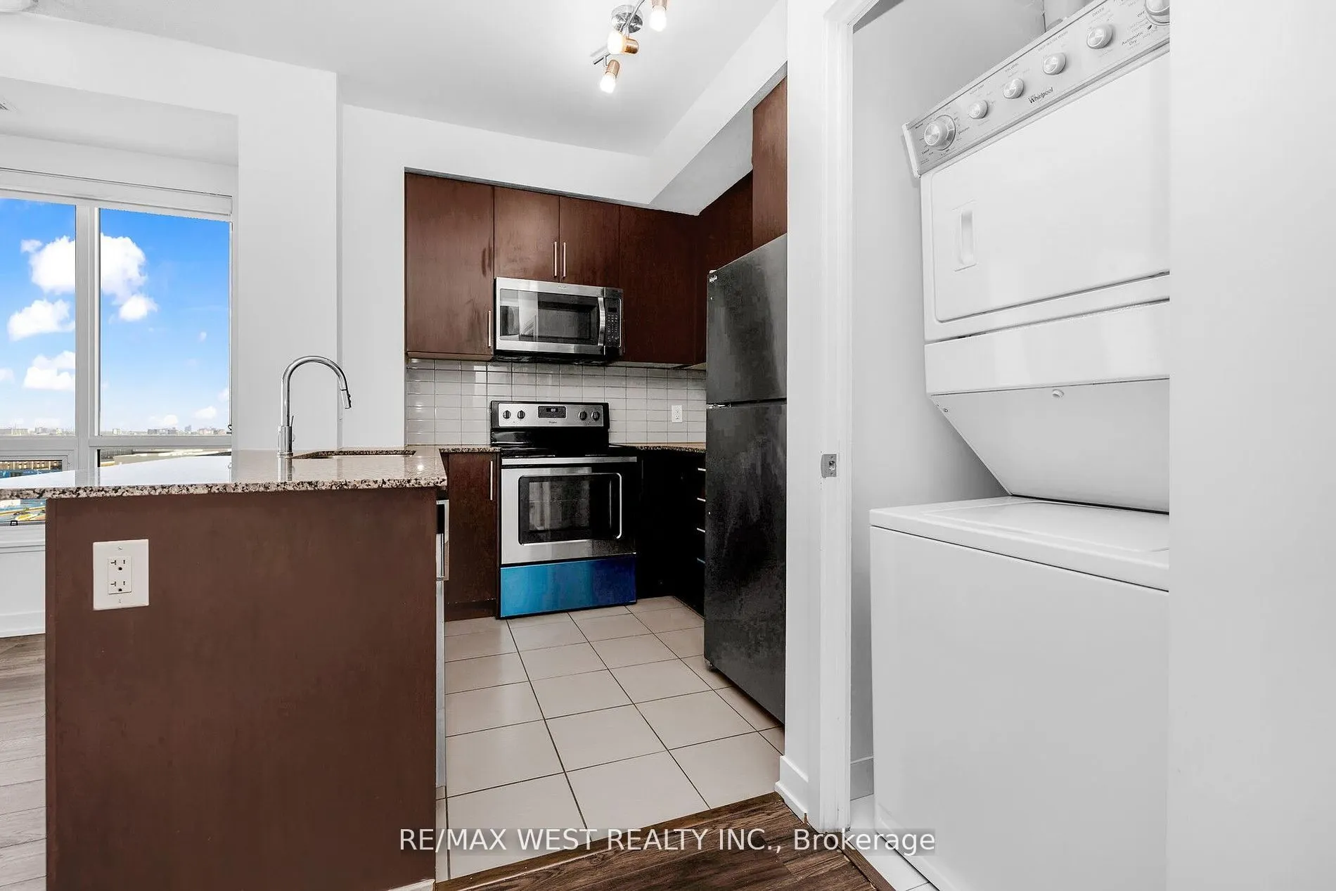 840 Queens Plate Drive, #1211