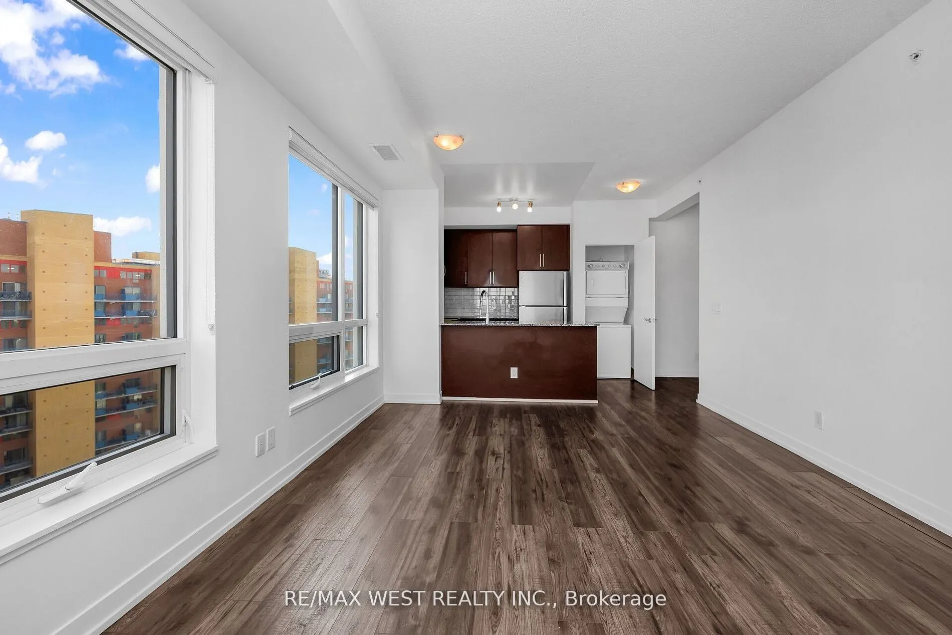 840 Queens Plate Drive, #1211