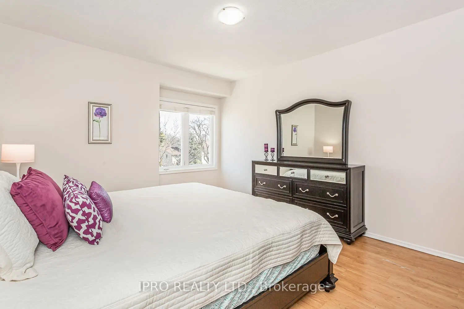 1172 Kos Boulevard