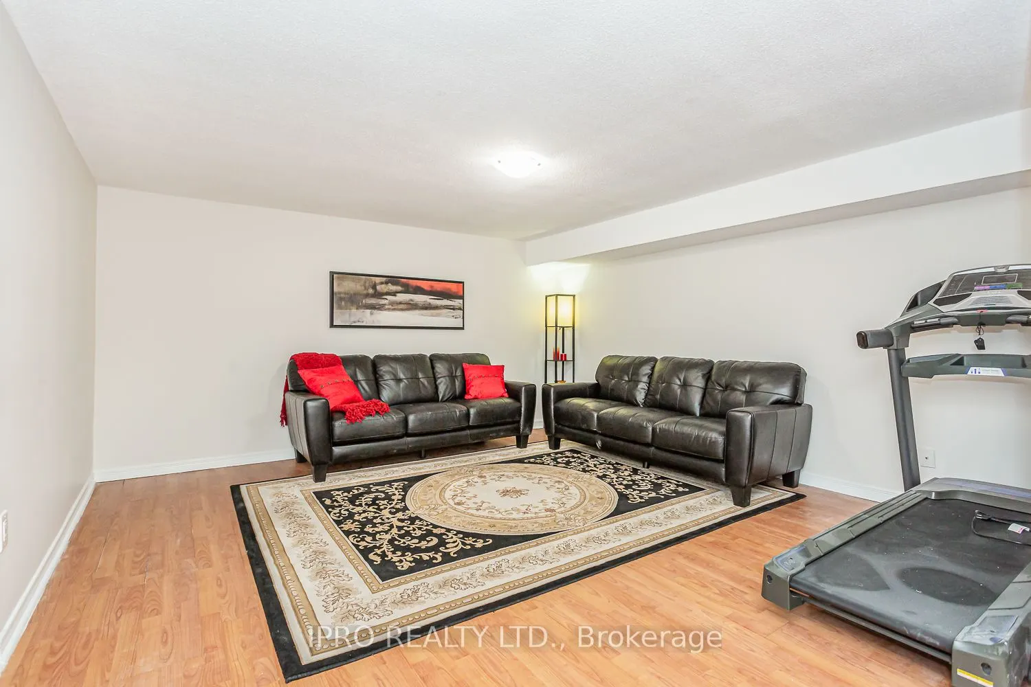 1172 Kos Boulevard