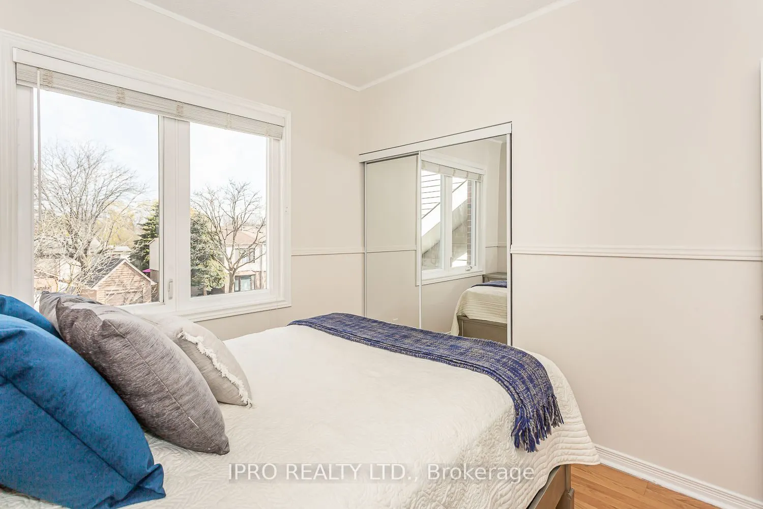 1172 Kos Boulevard