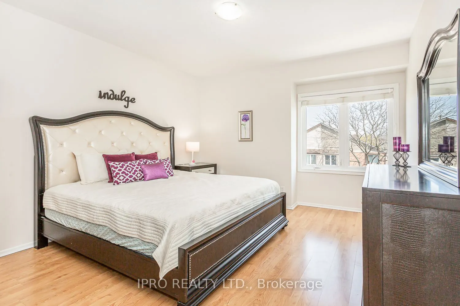 1172 Kos Boulevard