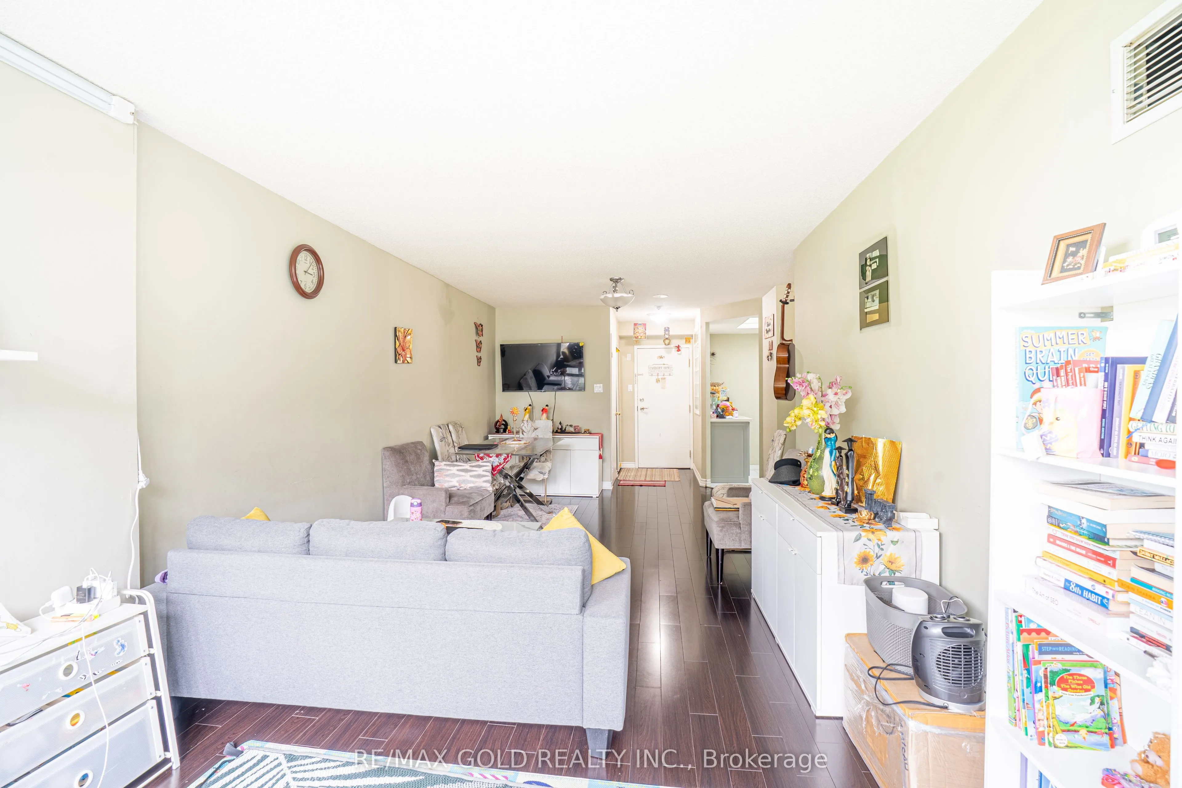 8 Lisa Street, #206