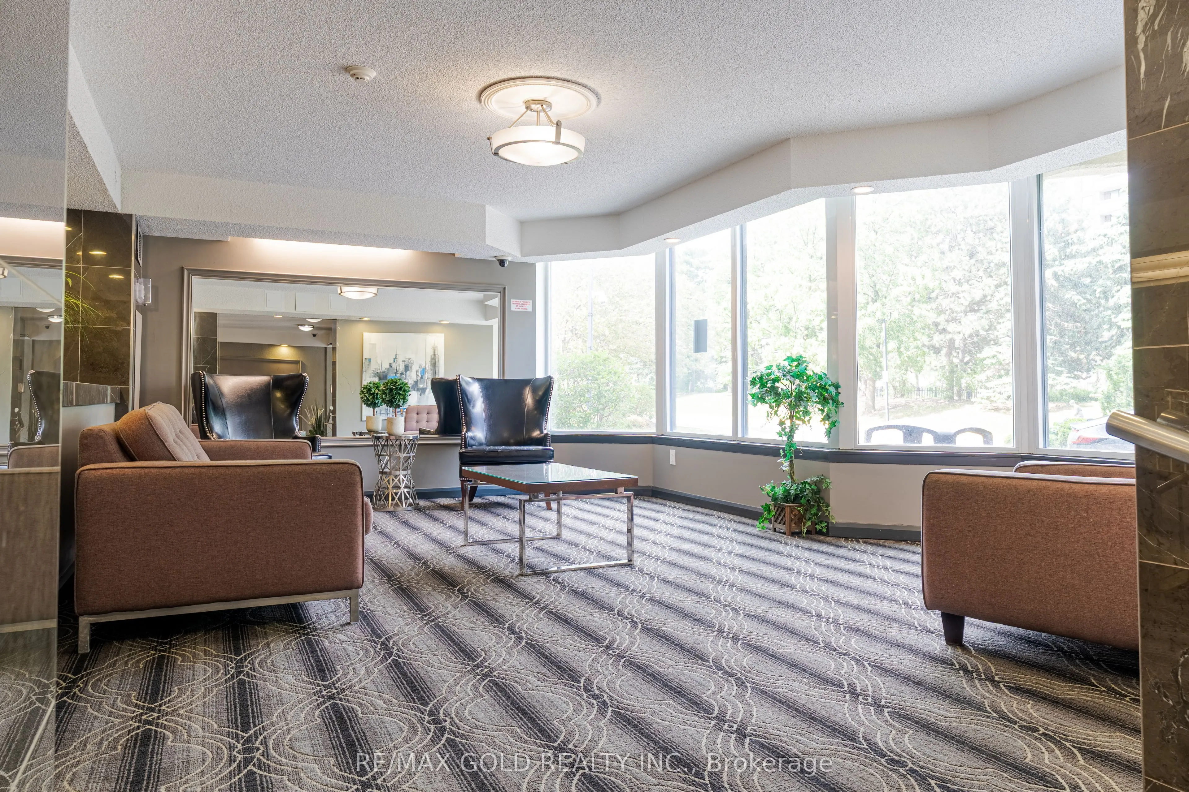 8 Lisa Street, #206