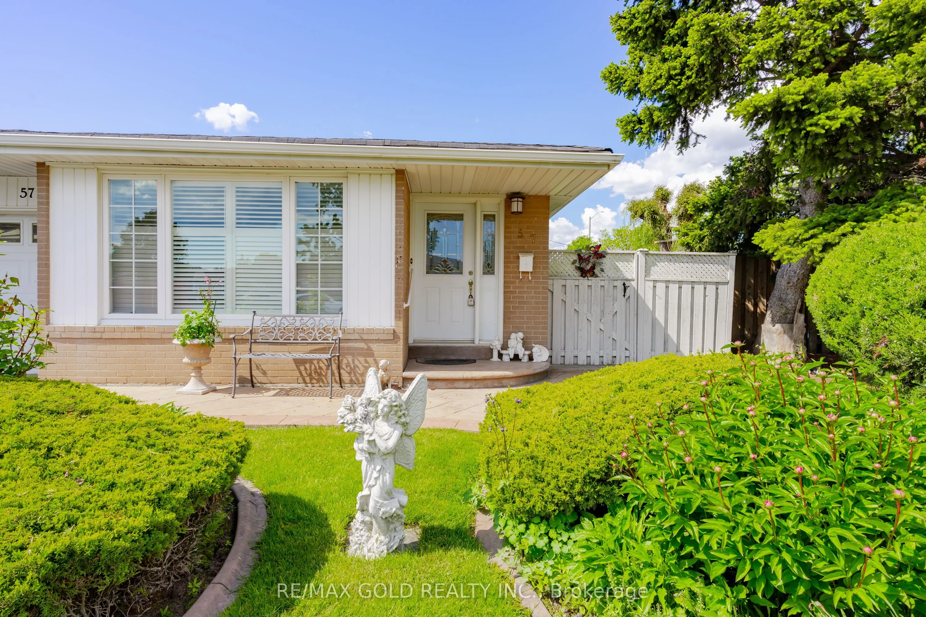 57 Cathcart Crescent