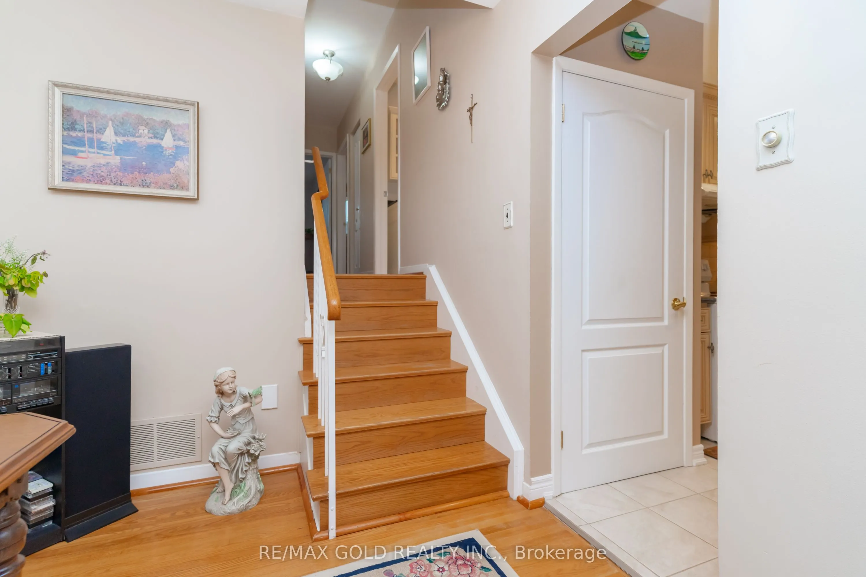 57 Cathcart Crescent