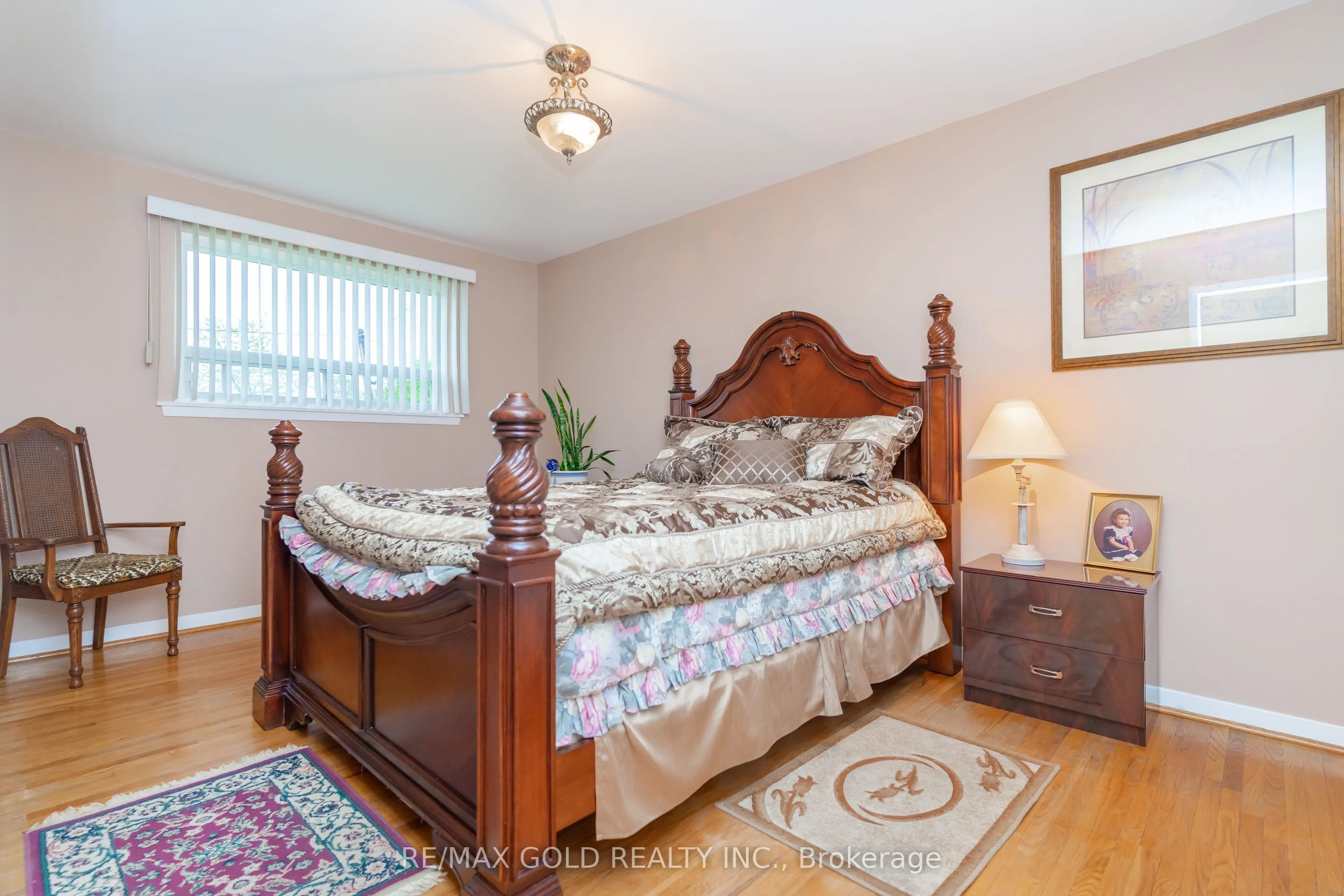 57 Cathcart Crescent