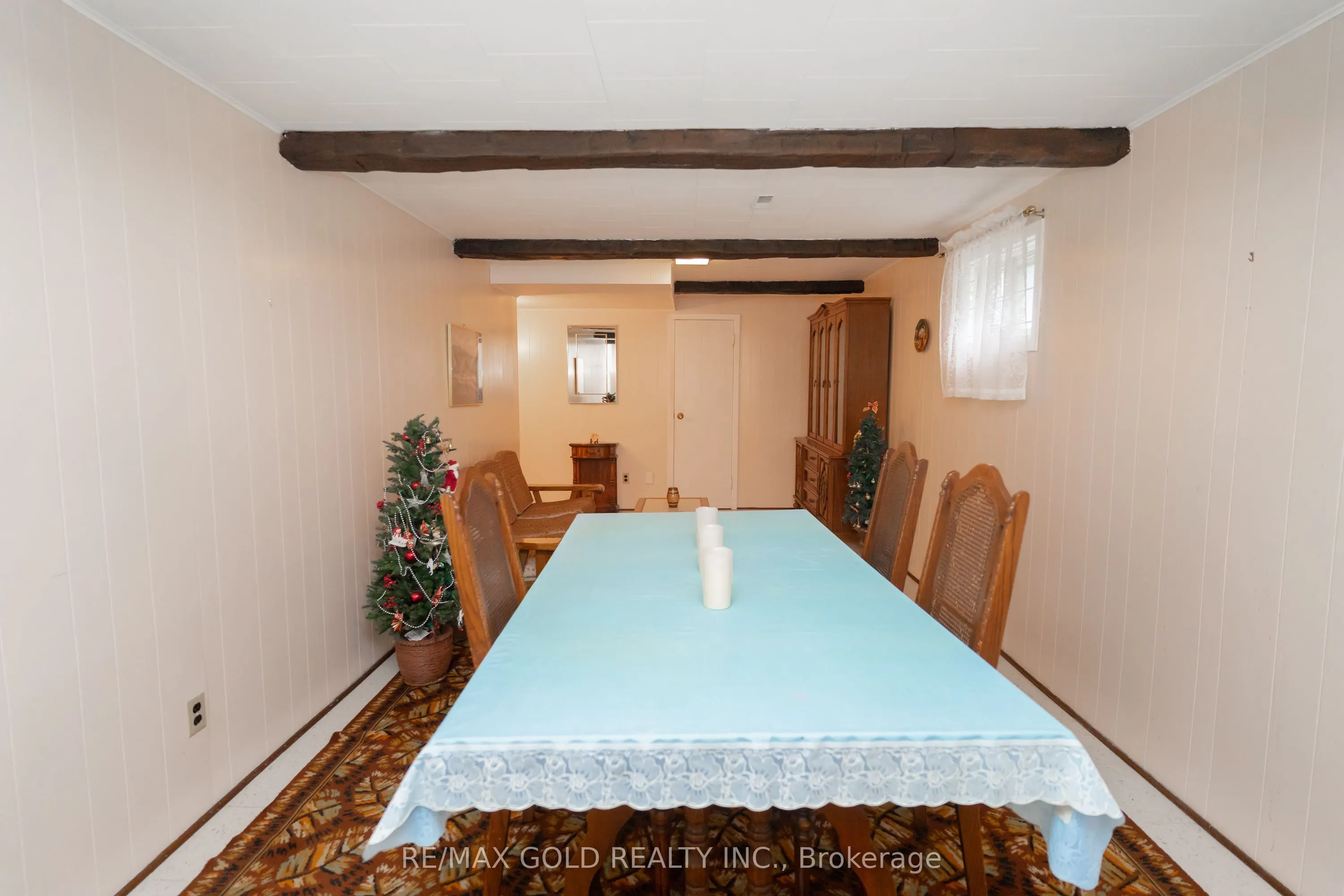 57 Cathcart Crescent