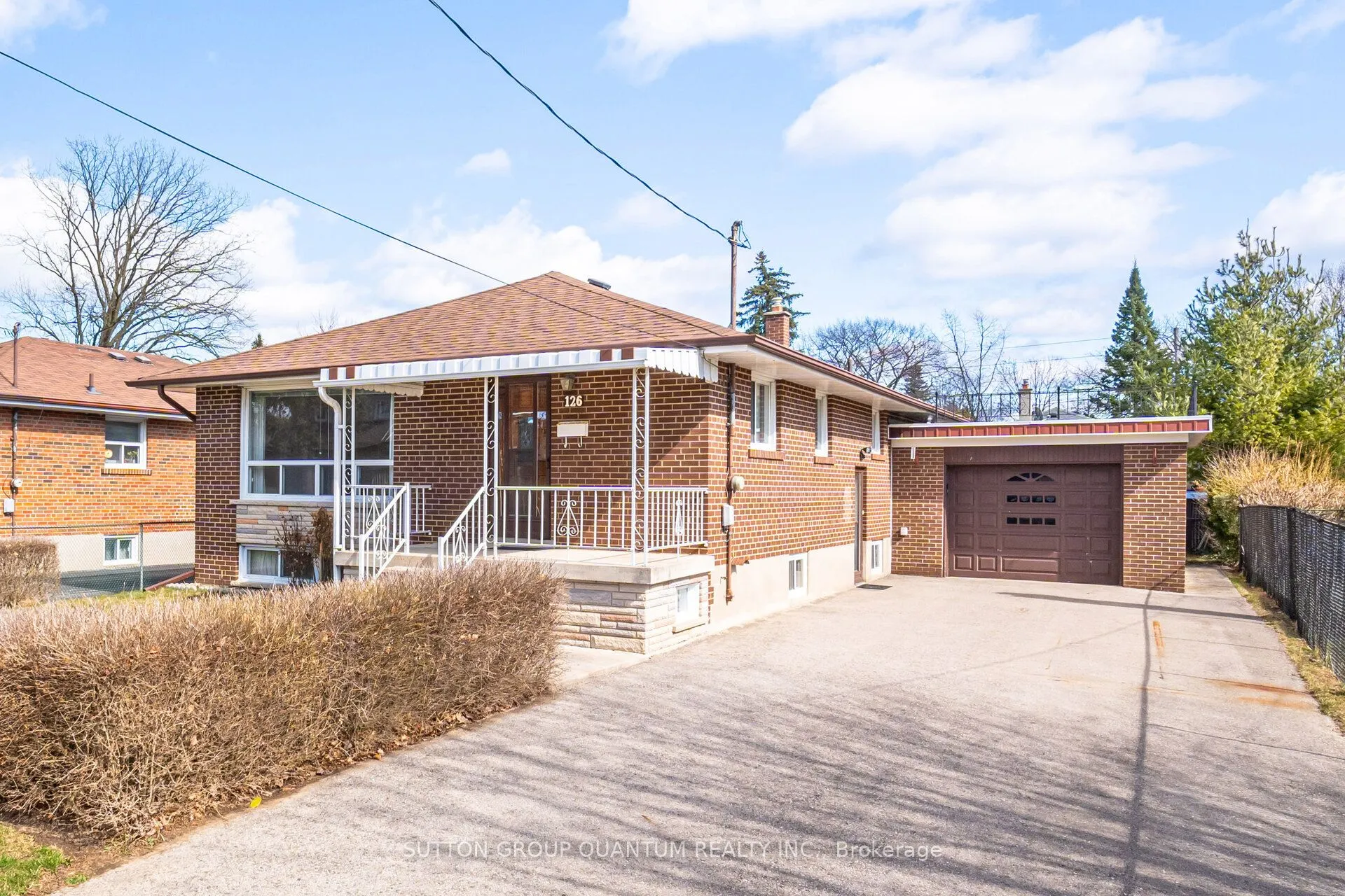 126 Angelene Street