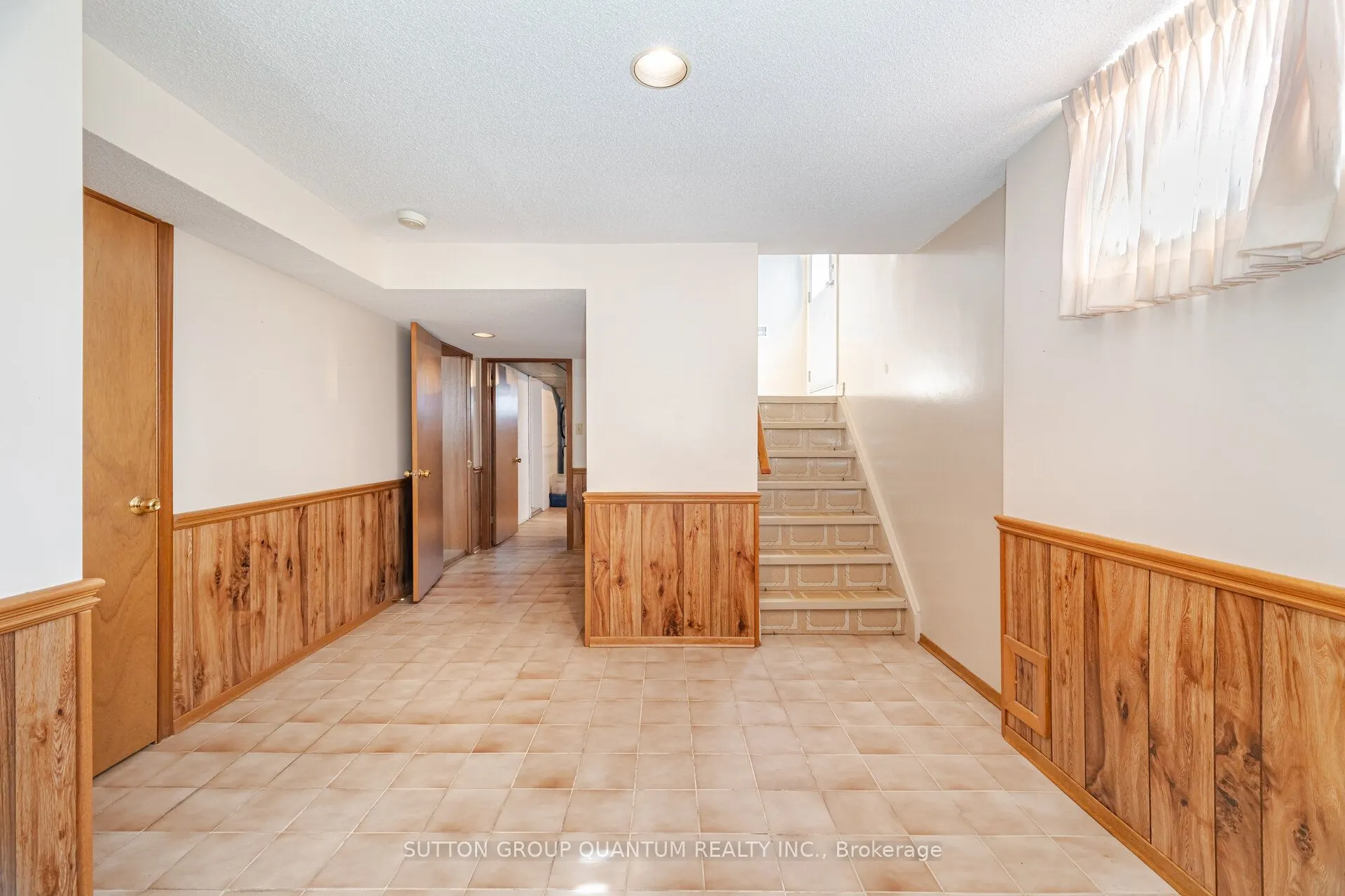 126 Angelene Street