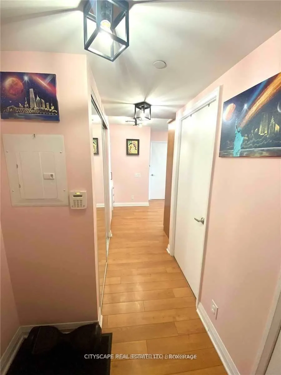 1 Valhalla Inn Road, #1009