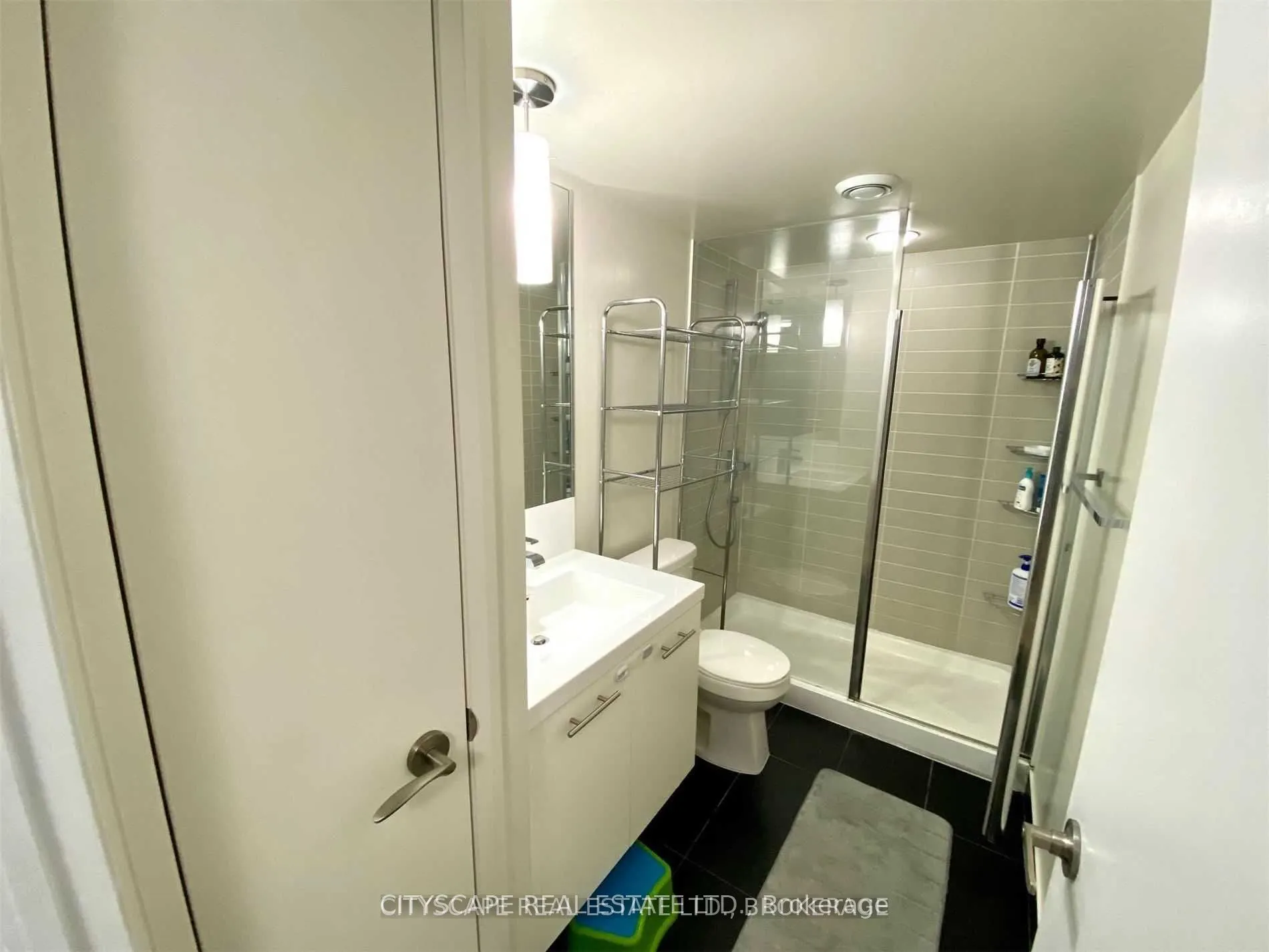 1 Valhalla Inn Road, #1009