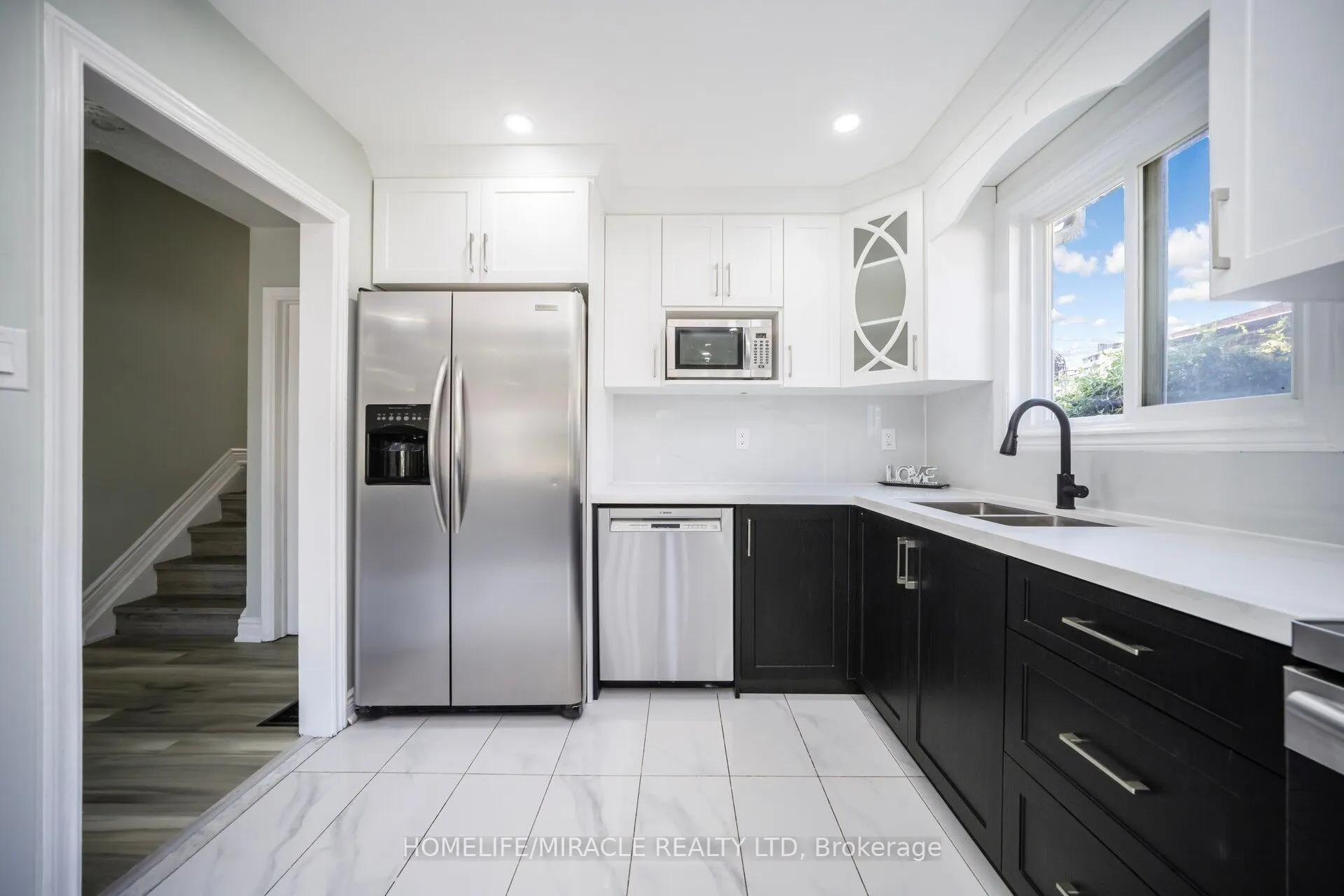 3777 Woodruff Crescent