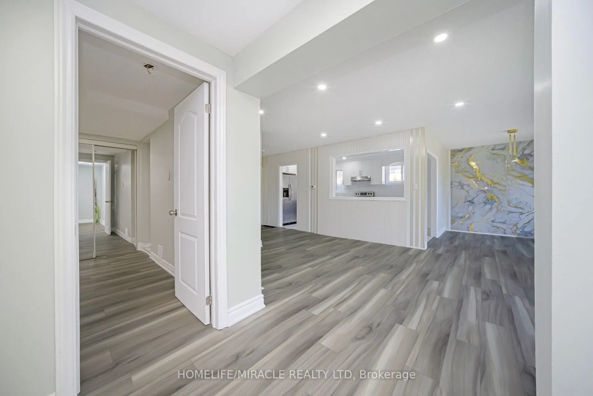 3777 Woodruff Crescent