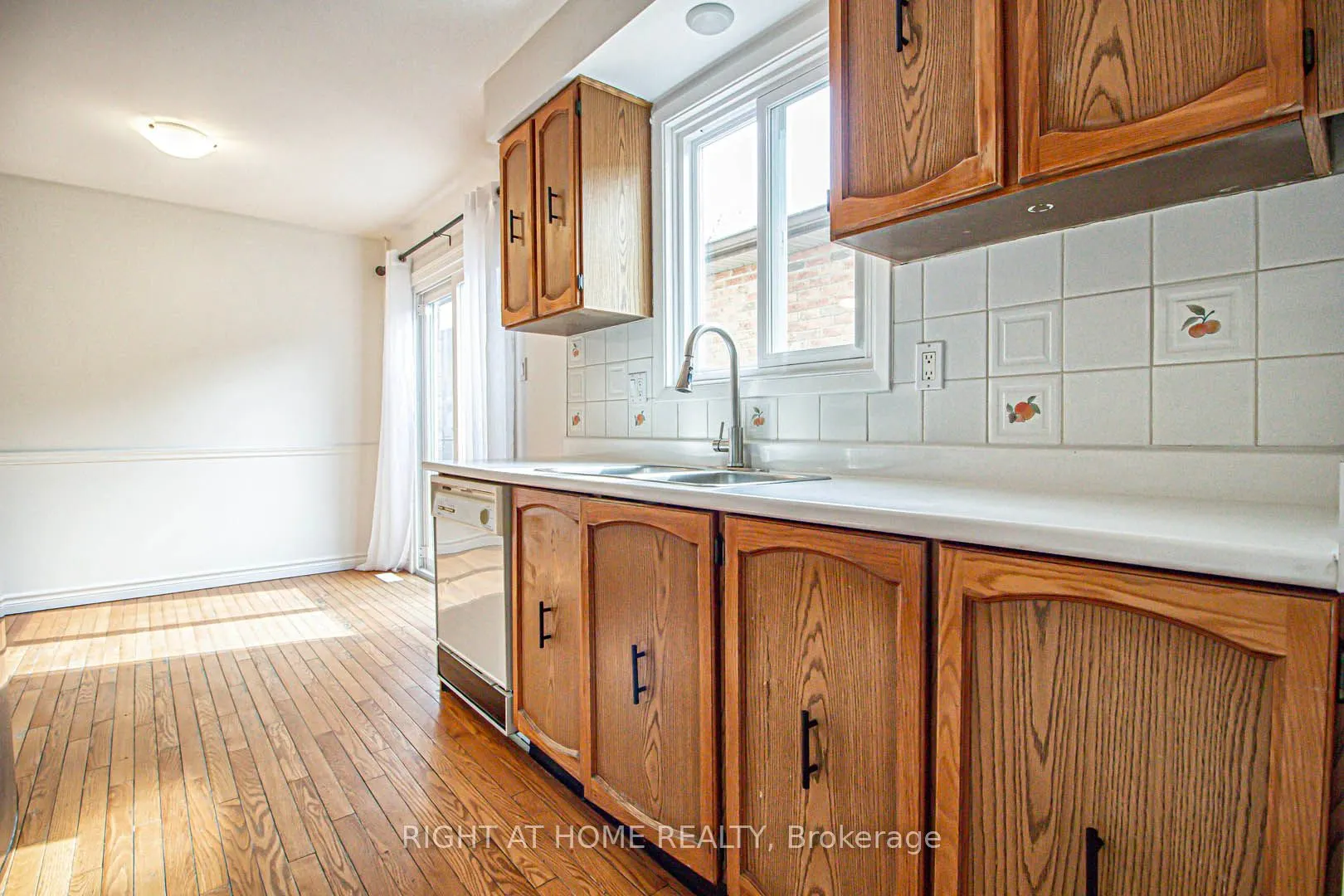 30 Vodden Street W