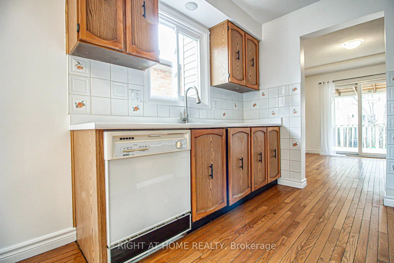 30 Vodden Street W