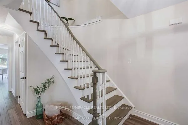 2889 Gulfstream Way