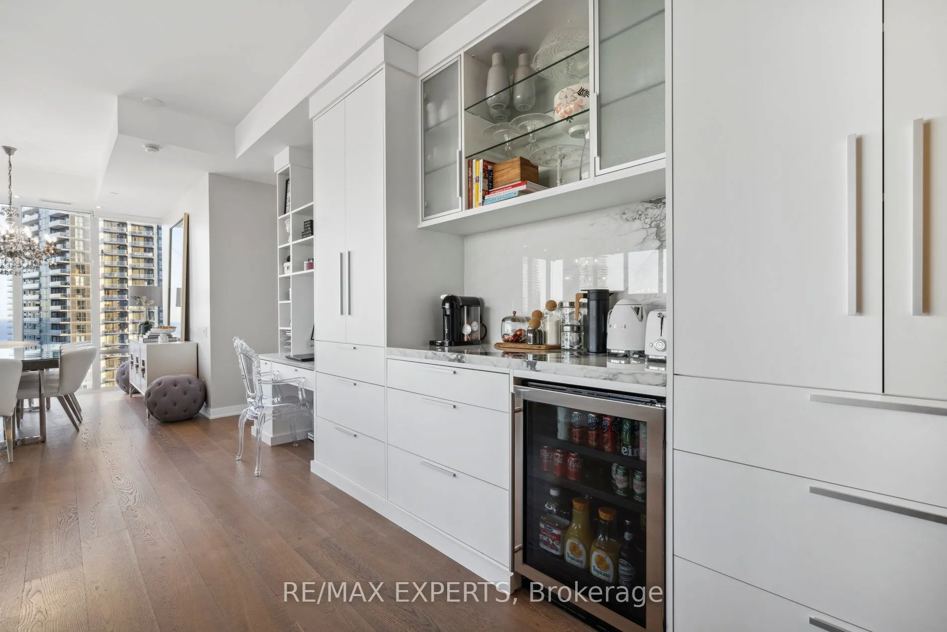 90 Park Lawn Road, #Ph-3007