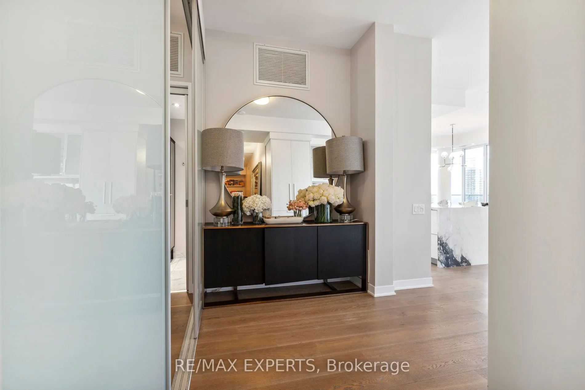 90 Park Lawn Road, #Ph-3007
