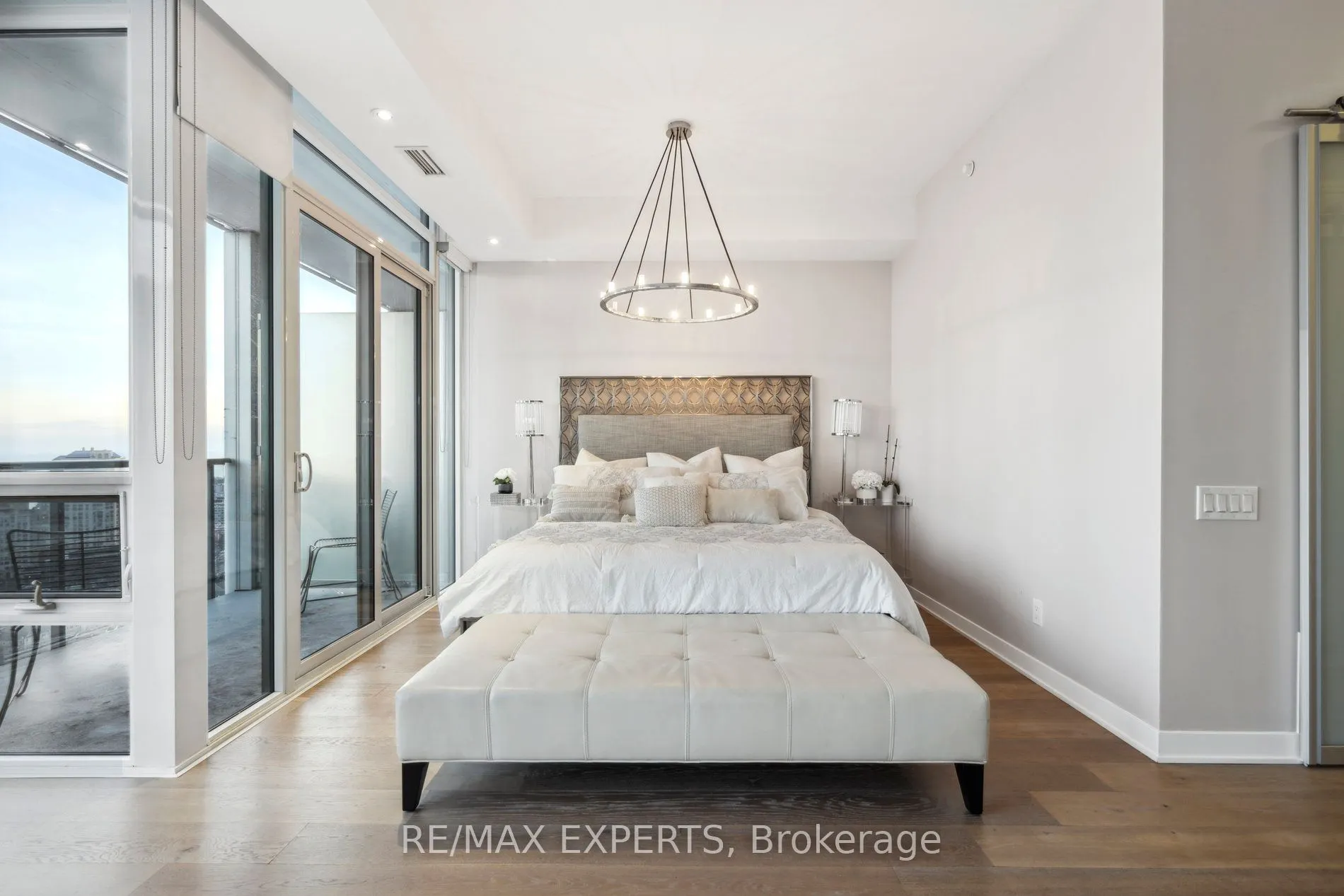 90 Park Lawn Road, #Ph-3007