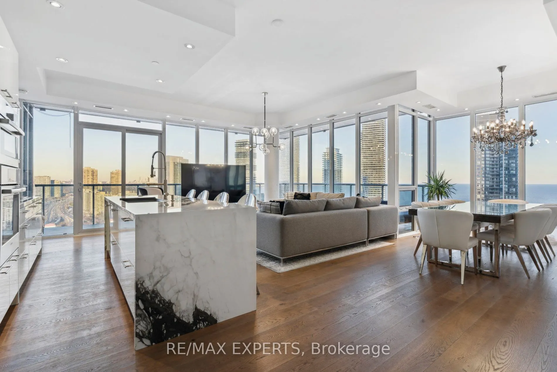 90 Park Lawn Road, #Ph-3007
