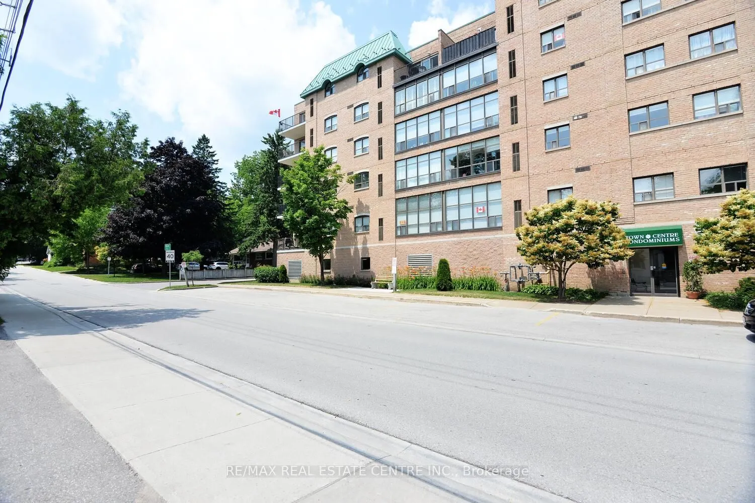 200 Broadway, #406