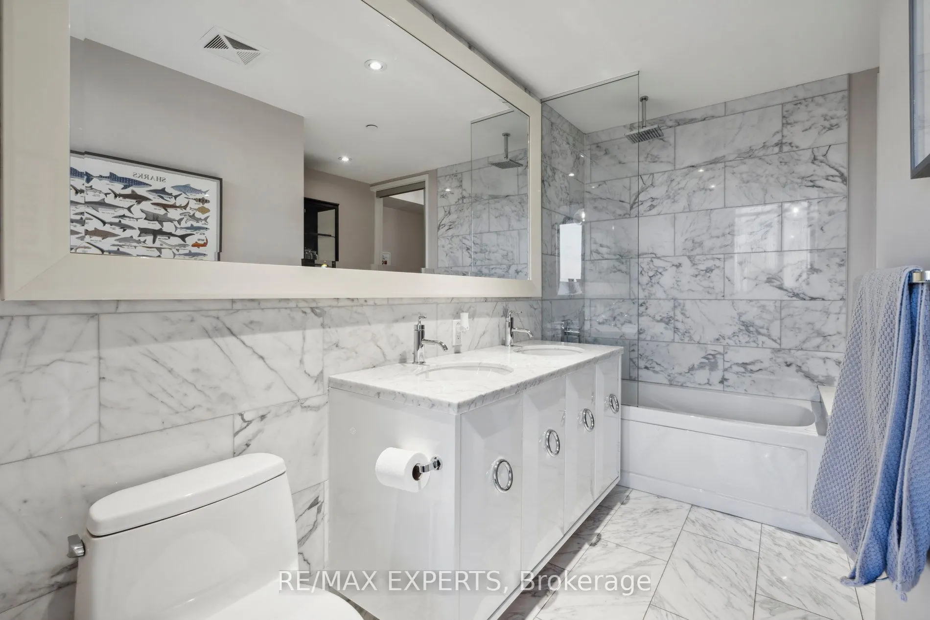 90 Park Lawn Road, #PH-3007
