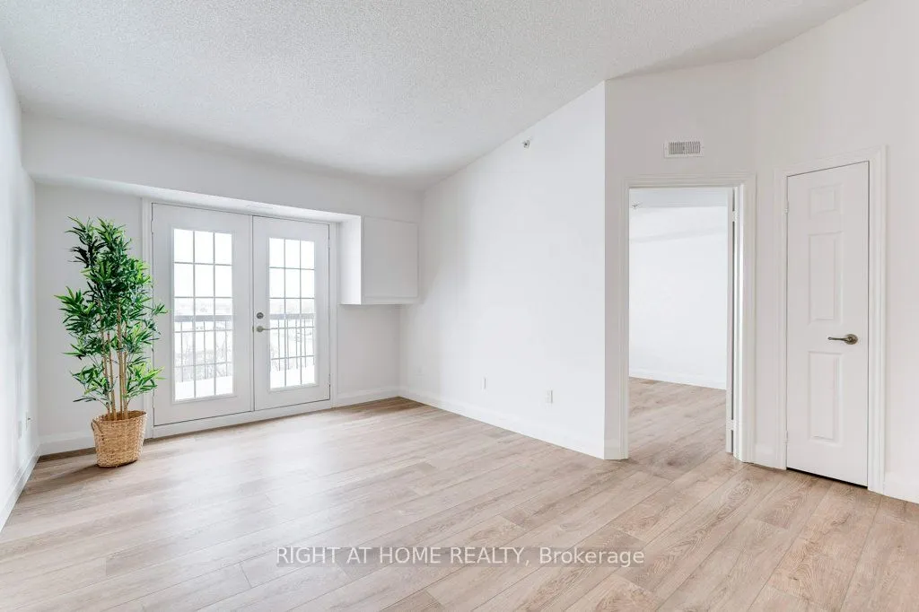 1491 Maple Avenue, #409