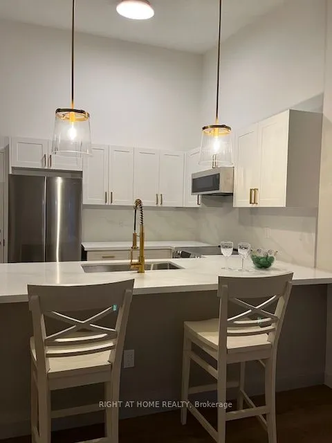 1491 Maple Avenue, #409