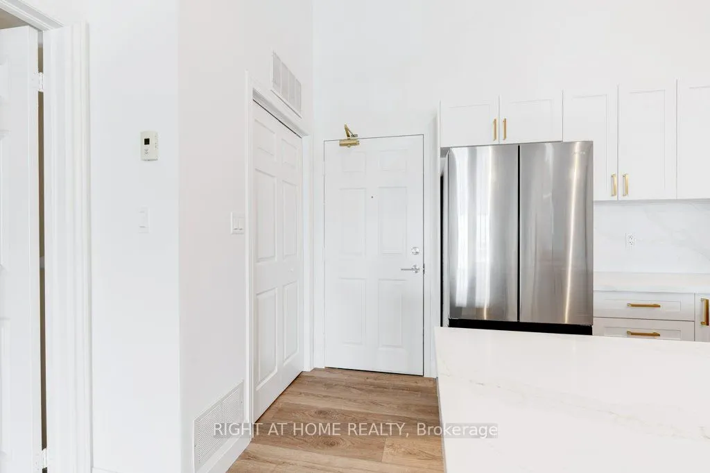 1491 Maple Avenue, #409