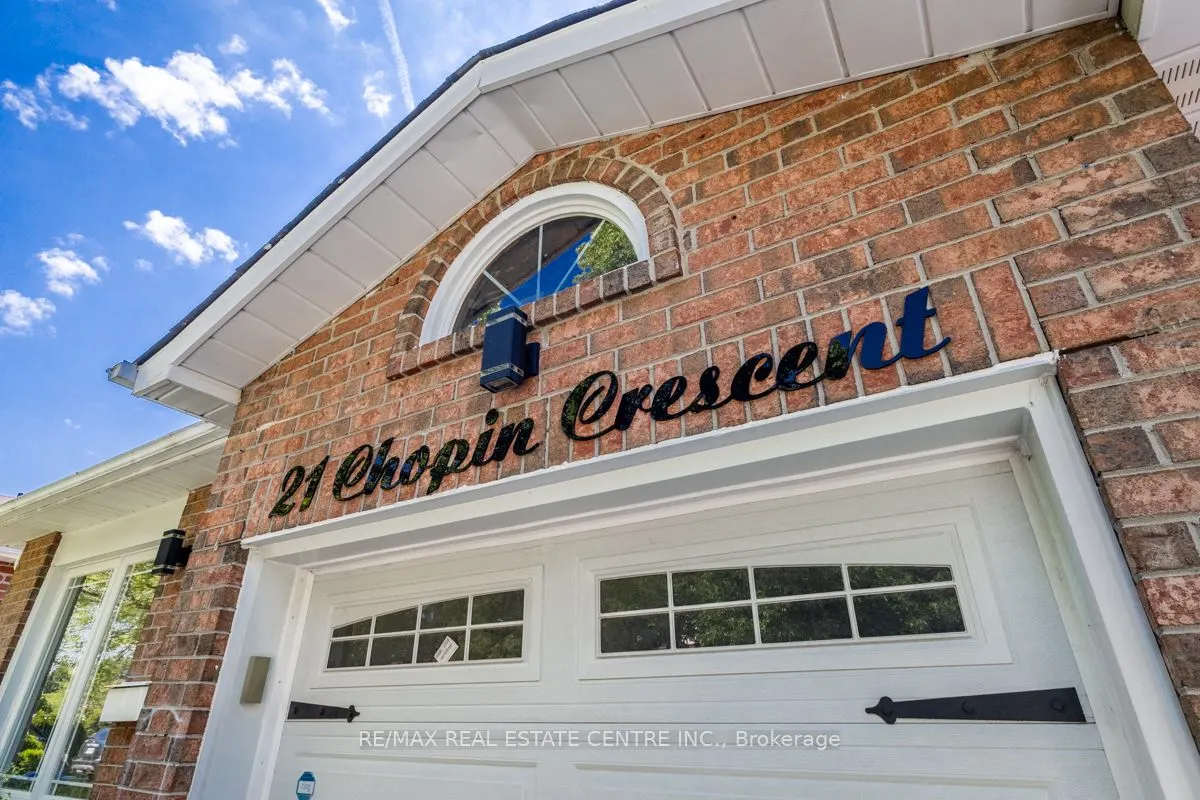 21 Chopin Crescent